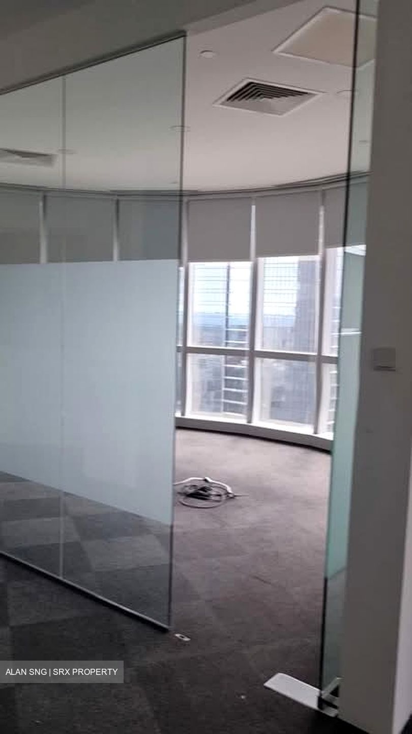 Sbf Center (D1), Office #566771351